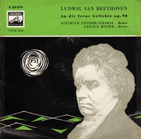 Ludwig van Beethoven (1770-1827) • An die ferne...