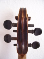 Interesting violin of unknown luthier