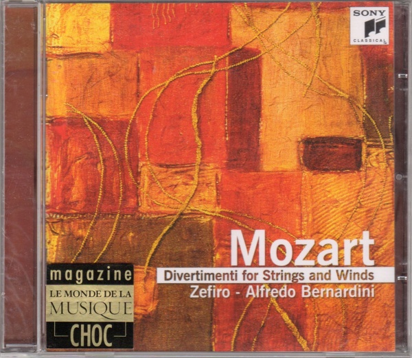 Wolfgang Amadeus Mozart (1756-1791) • Divertimenti for Strings and Winds CD