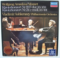 Vladimir Ashkenazy: Wolfgang Amadeus Mozart (1756-1791)...