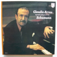 Claudio Arrau spielt / plays Robert Schumann (1810-1856)...